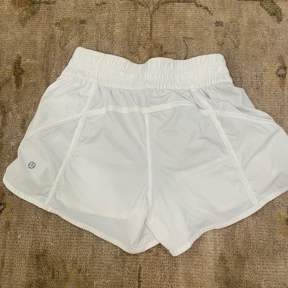 Lululemon white shorts. Size 6. - Picture 2 of 4